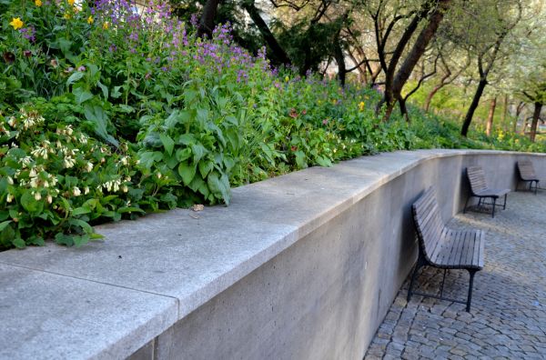 Concrete Retaining Wall Service in Jeffersonville
