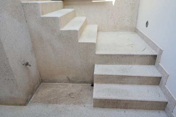 Poured Steps Service in Jeffersonville
