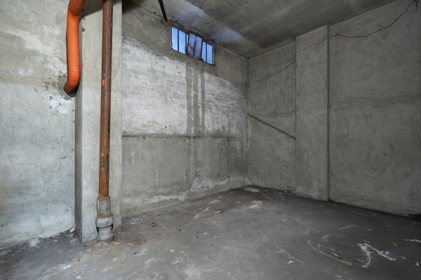 Basement Wall Construction in Jeffersonville