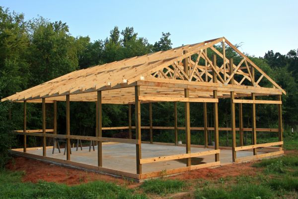 Barn Pad Installation in Jeffersonville